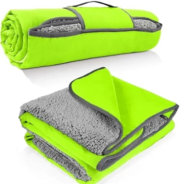 Waterproof Outdoor Windproof Foldable Triple Layers Blanket