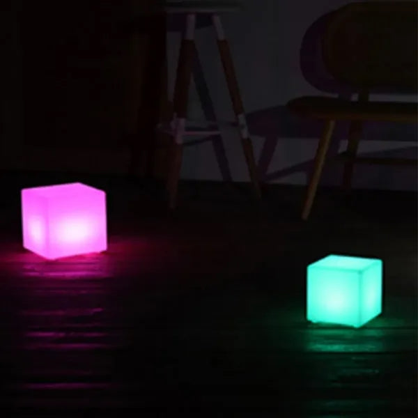 LED Color Changing Cube Light with Remote