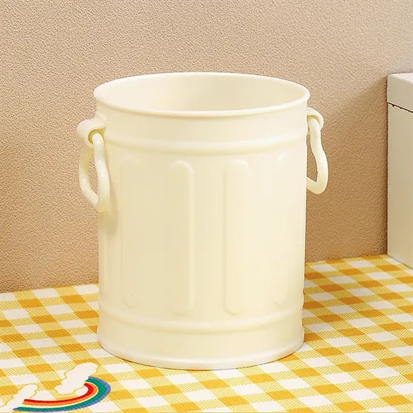 Industrial-Style Plastic Pen Holder