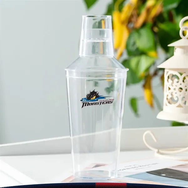 17 oz. portable Plastic Cocktail Shaker