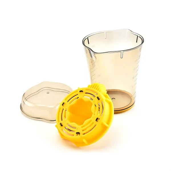 Portable Manual Simple Fruit Juicer Cup With Diversion Port