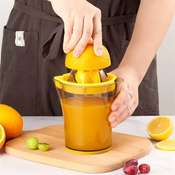 Portable Manual Simple Fruit Juicer Cup With Diversion Port