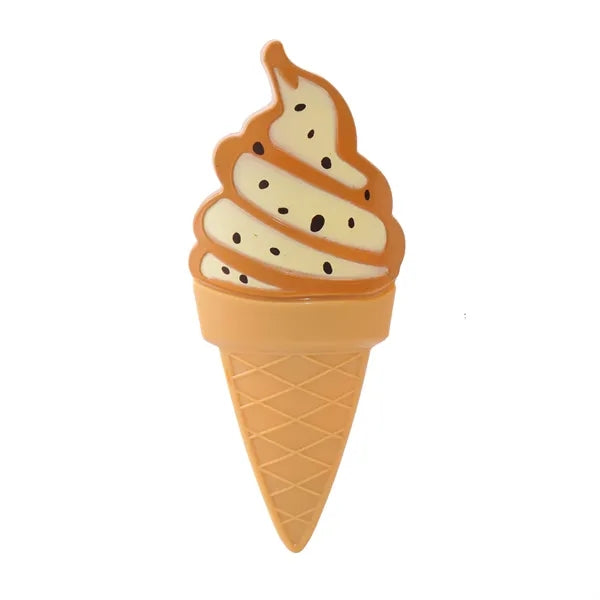 Colorful Scoop Play Spade
