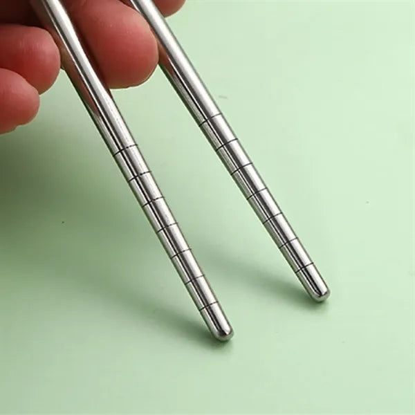 Compact Outdoor Dining Utensil Kit