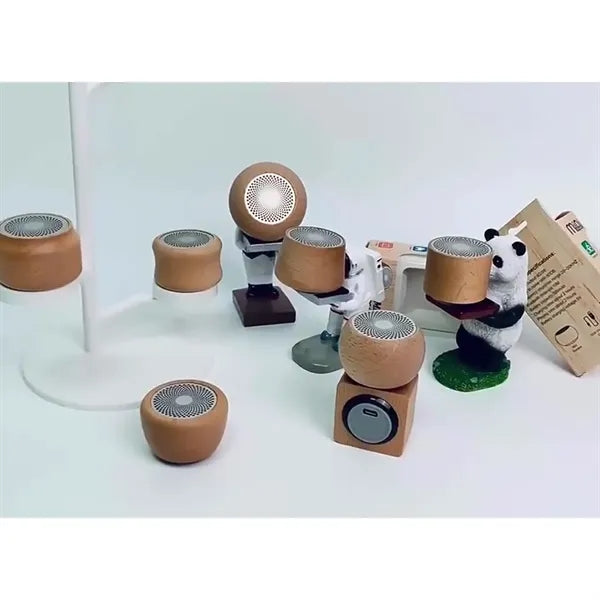 Multifunctional Wood Grain Portable Bluetooth Speaker