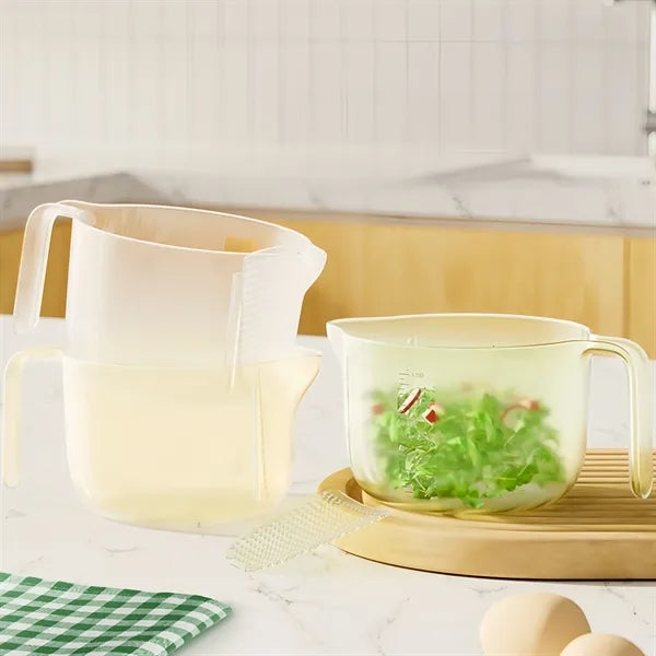 Measuring Cup with Detachable Strainer