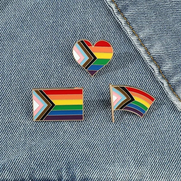 Metal Rainbow Heart Flag Pin Pride Parade Accessories