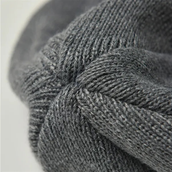 Winter Knit Beanie Hat With Soft Lining For Cold Weather