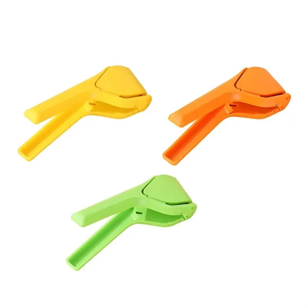Multifunctional Enlarged Trough Manual Lemon Juicer