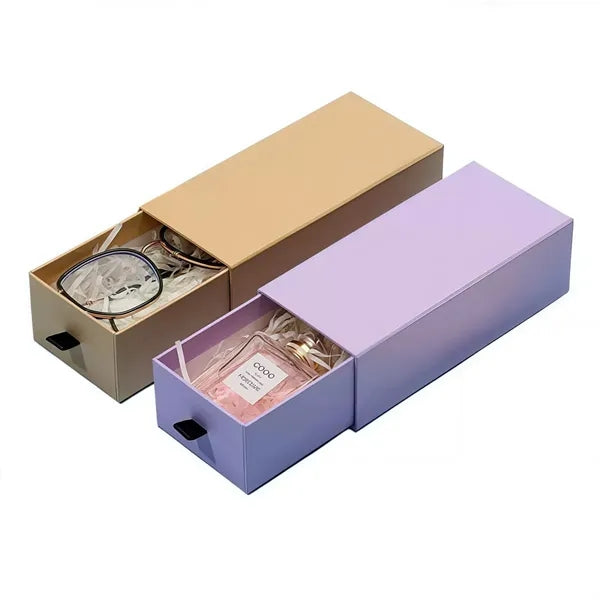 Pull-out gift box