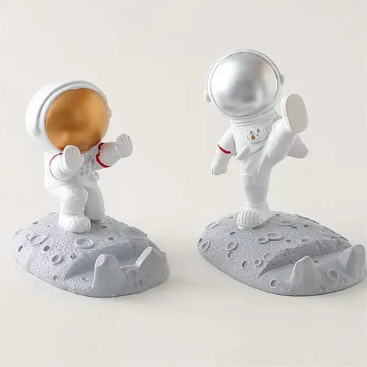Astronaut Design Phone Holder