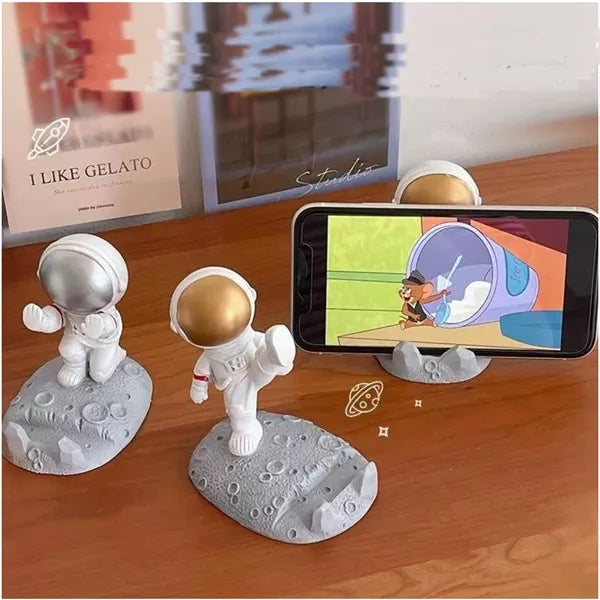 Astronaut Design Phone Holder