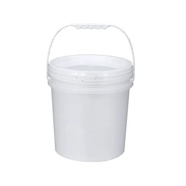 Sealed plastic bucket with lid