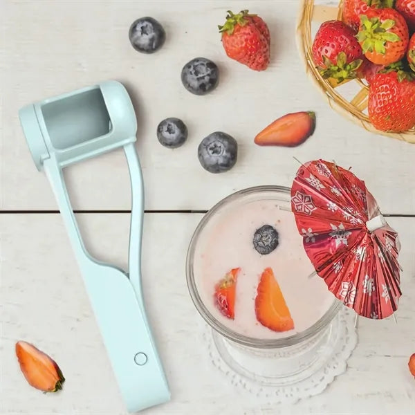 Portable fruit slicing machine