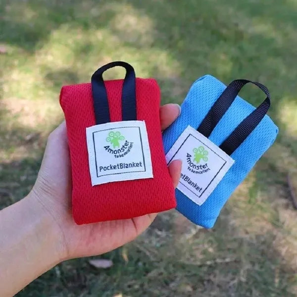 Portable Pocket Picnic Blanket Compact Waterproof Beach Mat