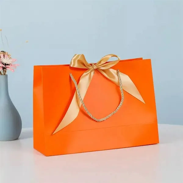 Luxury Customized Gift Paper Bags with Handle And Ribbon