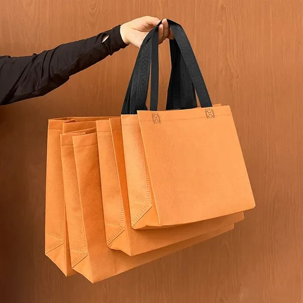 Environmentally friendly non-woven gift bags