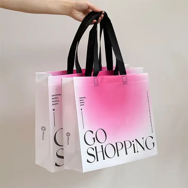 Environmentally friendly non-woven gift bags