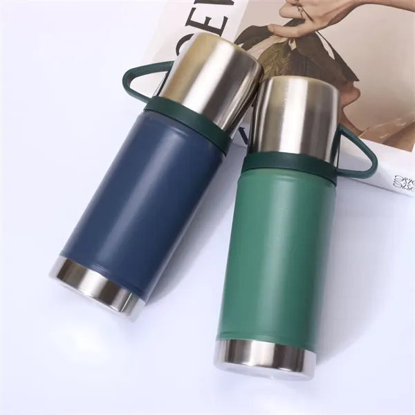 22oz Stainless Steel Vacuum Bottle with Cup Lid