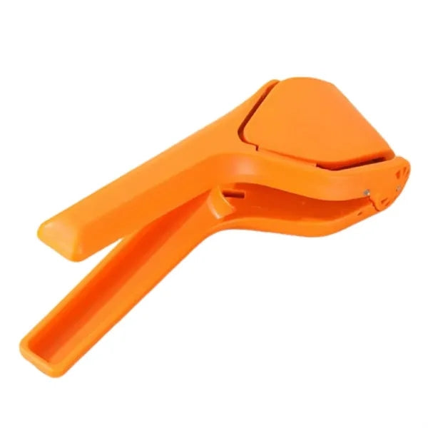Easy to Squeeze Manual Juicer