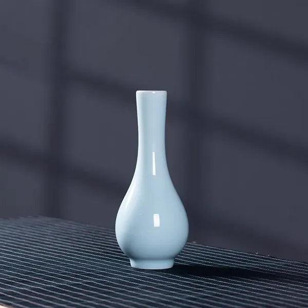 Graceful Teardrop Long Neck Ceramic Decorative Flower Vase