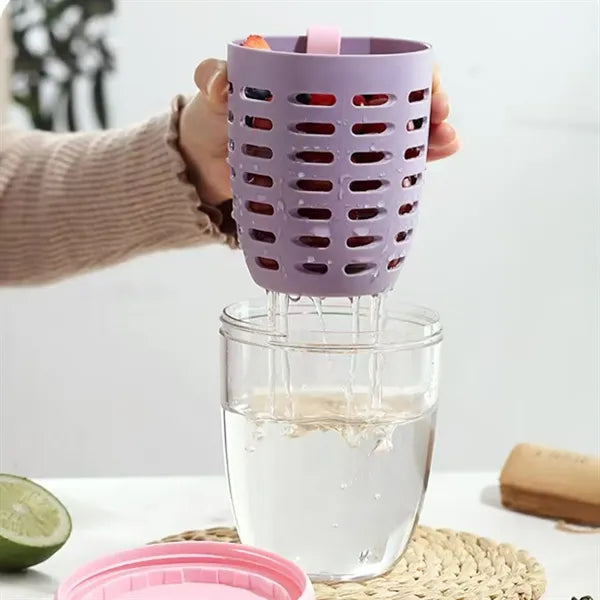 Portable Salad Cup with Built in Fork and Strainer Lid