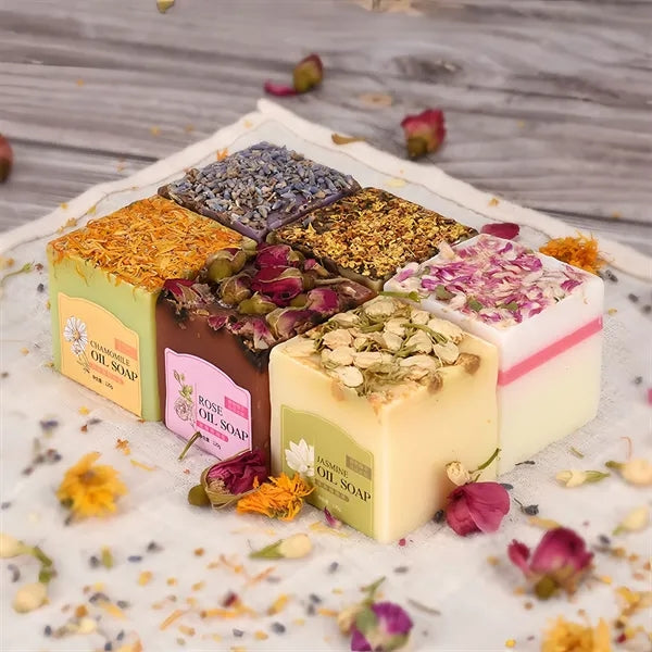 Natural Plant-Based Floral Essential Oil Soap For Cleansing