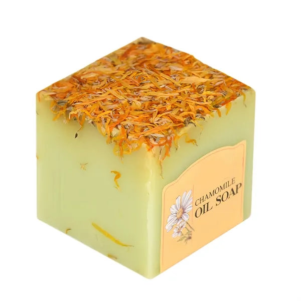 Natural Plant-Based Floral Essential Oil Soap For Cleansing