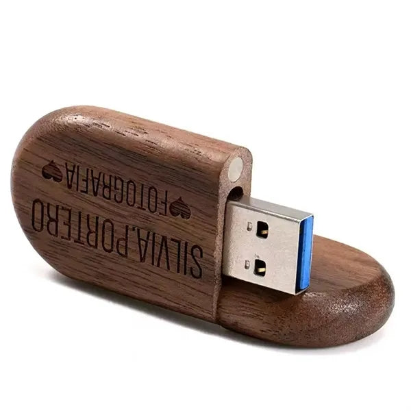 Wooden USB flash drive with magnetic closure - 4GB