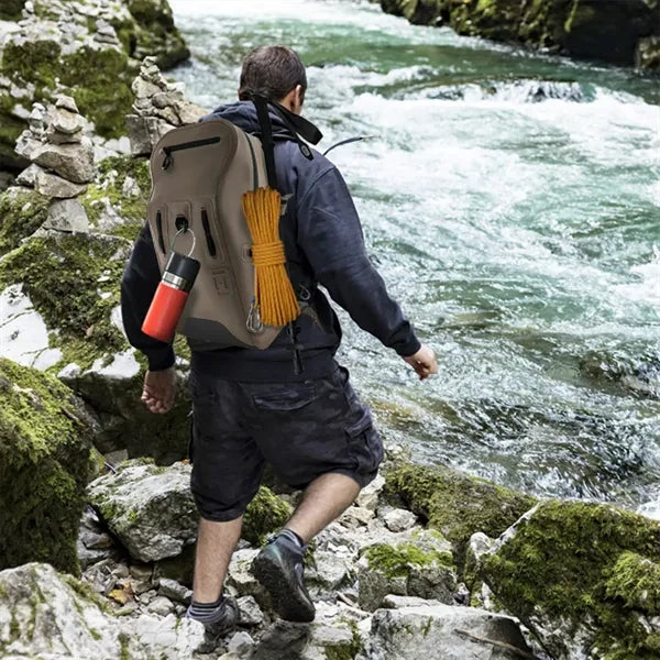 Outdoor Waterproof Multi-functional Backpack/hiking pack