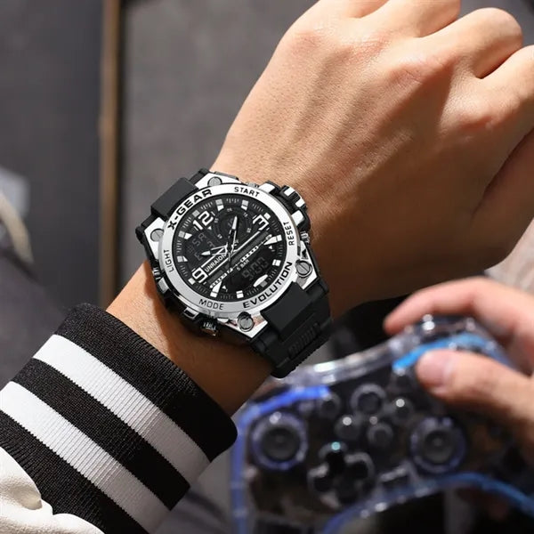 Men's tactical watch. Luminous, waterproof with calendar.