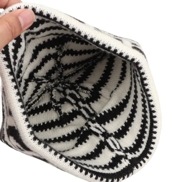 Autumn/Winter Fashion Striped Letter Jacquard Knitted Hat
