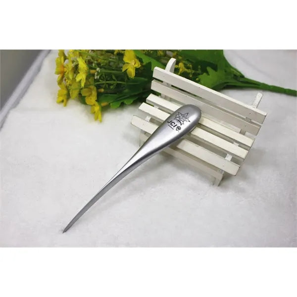 Drop-shaped metal letter opener