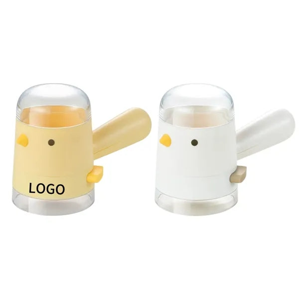 Bird shaped quantitative seasoning bottle