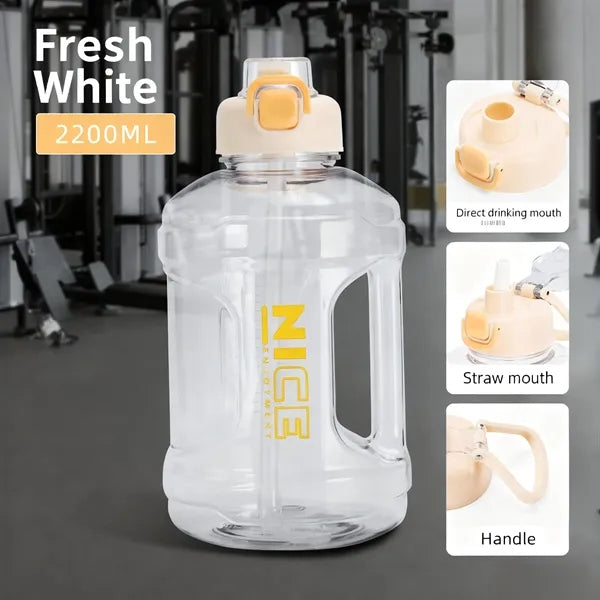 Portable water bottle for fitness and outdoor activities
