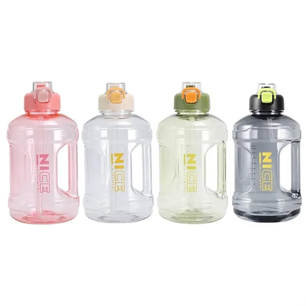 Portable water bottle for fitness and outdoor activities