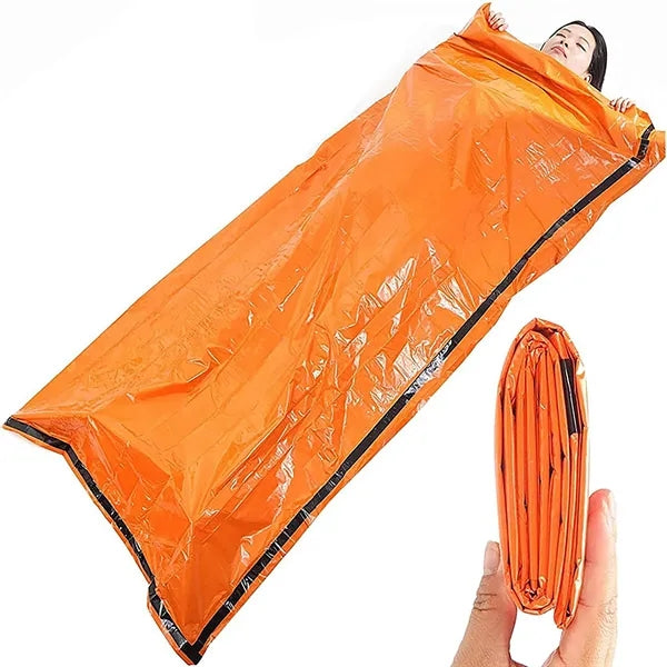 84.7'' x 35.5'' Emergency Sleeping Blanket With Survival Bag