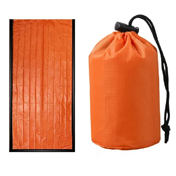 84.7'' x 35.5'' Emergency Sleeping Blanket With Survival Bag