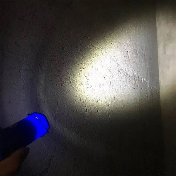 Rubber Coated Telescoping Focus Camping Lantern LED Light