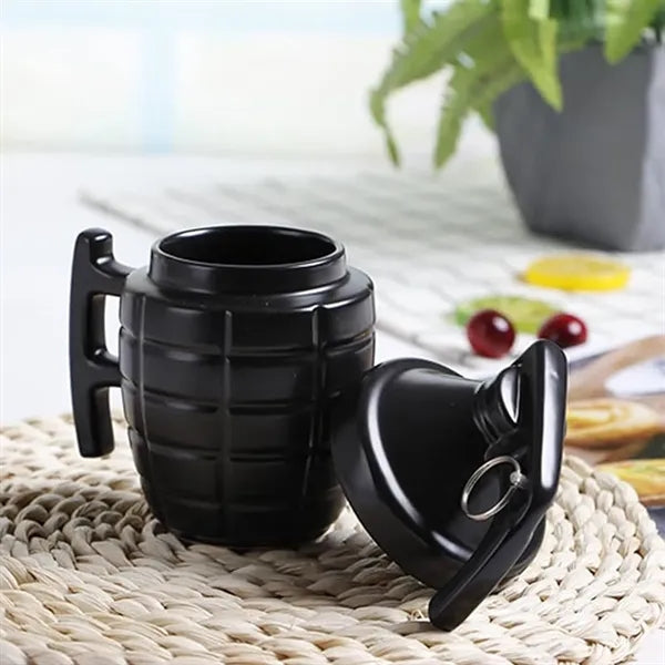 11.8Oz Grenade-Shaped Ceramic Mug With Lid