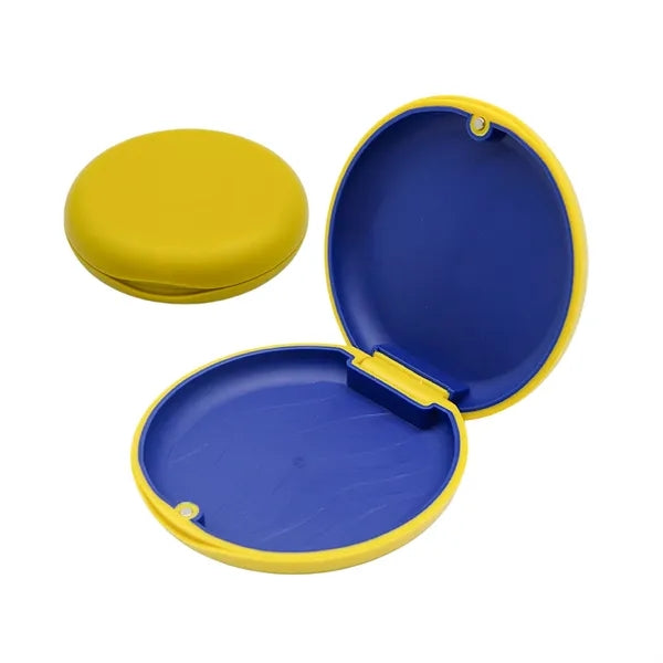 Orthodontic Retainer and Mouth Guard Case