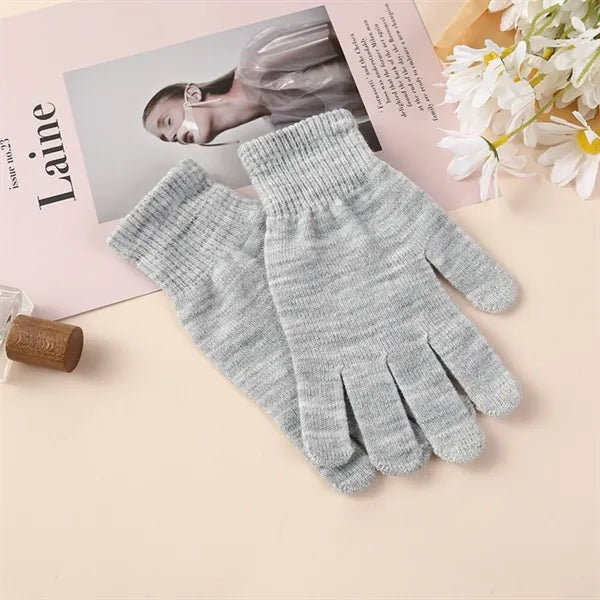 Knitted touchscreen gloves