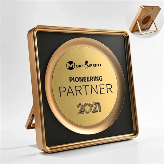 Acrylic Coating Gold Metal Award Corporate License Plaque