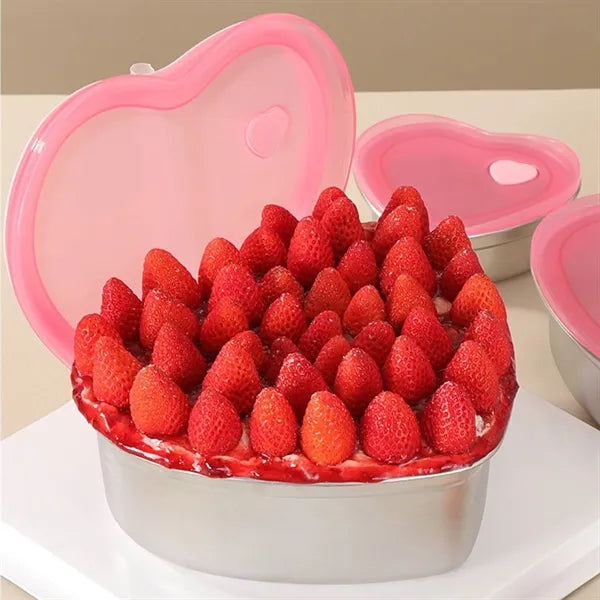 30oz Stainless Steel Heart Cake Containe w/ Lid