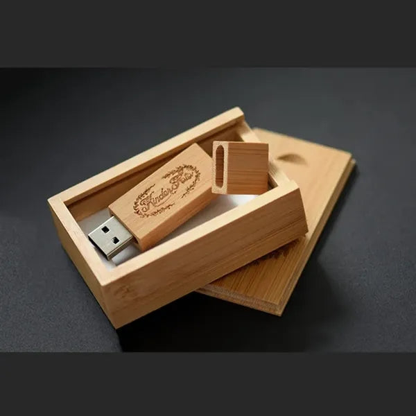4GB Wooden USB Flash Drive W/Wooden box