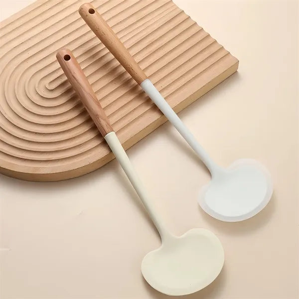 Heatproof Silicone Cooking Spatula Comfortable Grip