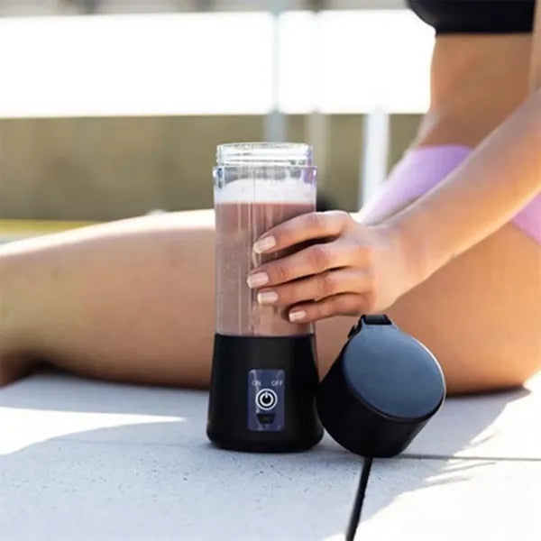 Portable Electric USB Rechargeable Fruit Juicer Cup