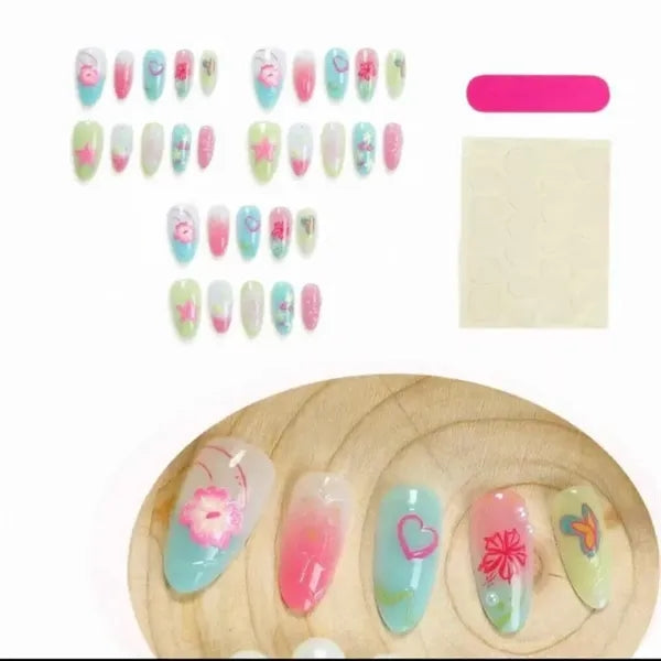 High-Quality 3D Wearable Nails With Sand And Shell Painting