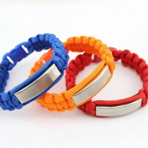 Paracord Bracelet with Metal Plate