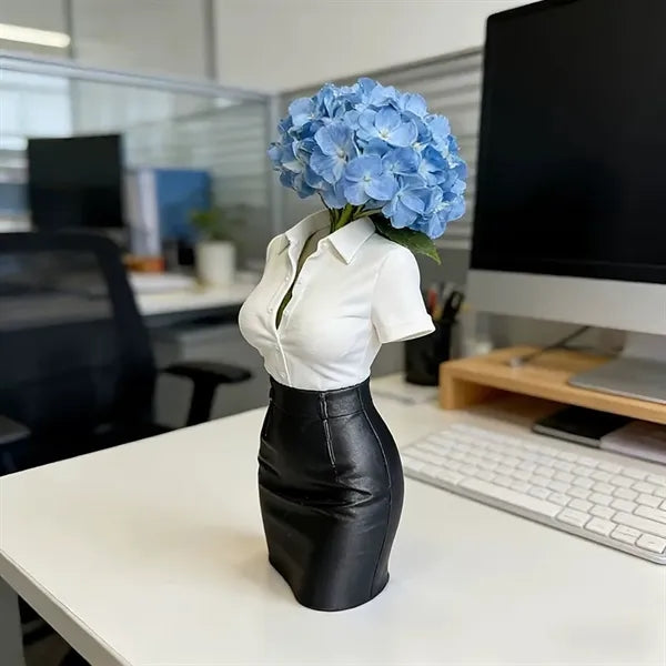 3D Lady's Clothing Decorative Figurine